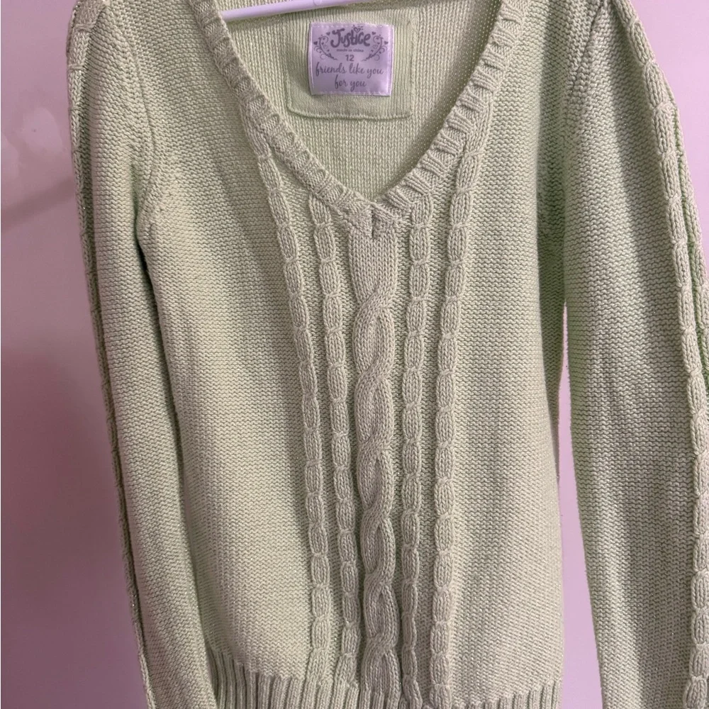 Justice V-Neck Cable-knit Sweater